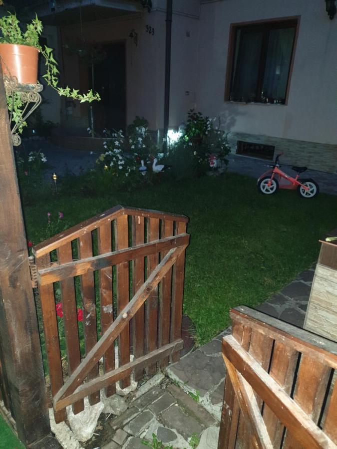 Casa Nicoladis Apartment Zarnesti Ngoại thất bức ảnh