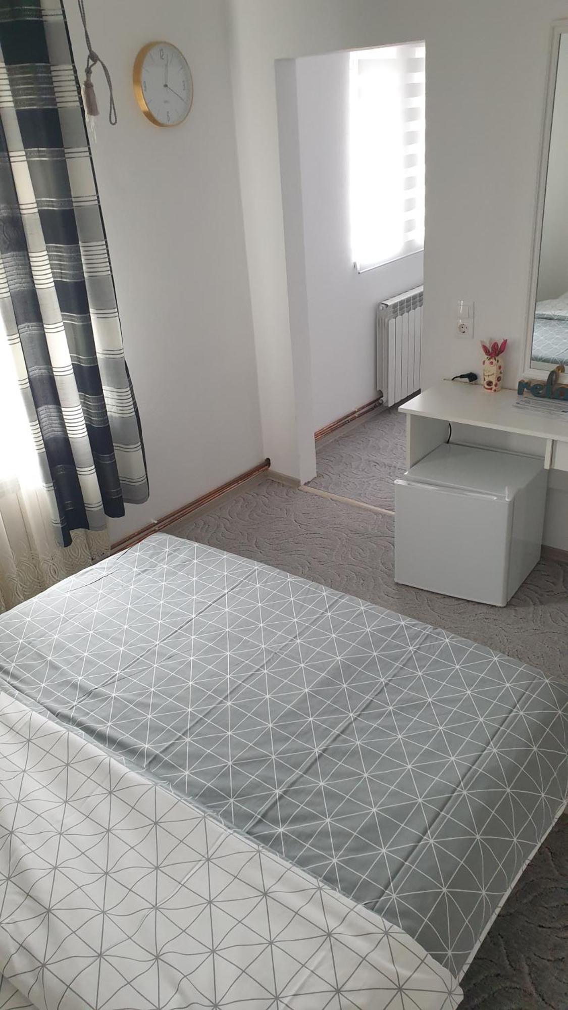 Casa Nicoladis Apartment Zarnesti Phòng bức ảnh
