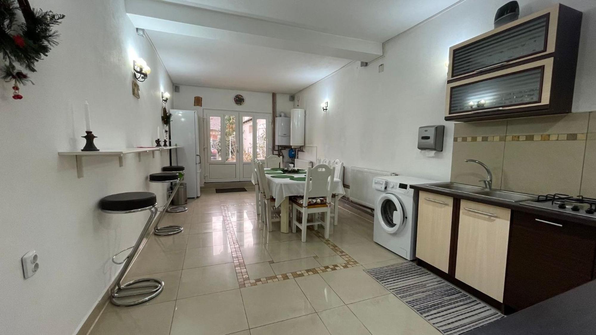 Casa Nicoladis Apartment Zarnesti Ngoại thất bức ảnh