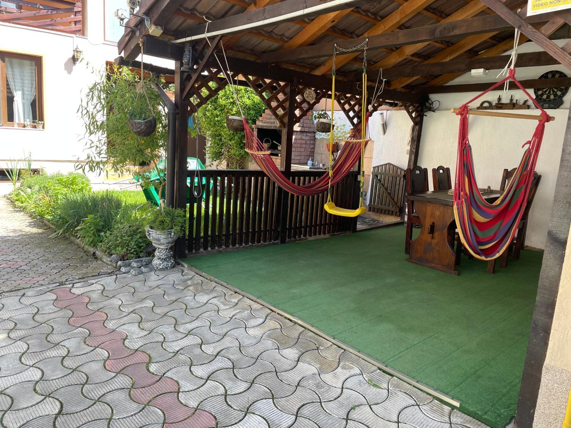 Casa Nicoladis Apartment Zarnesti Ngoại thất bức ảnh
